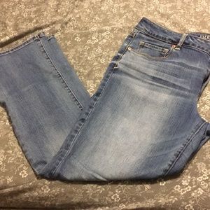 American Eagle Skinny Kick jeans
